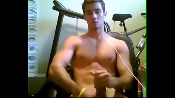 Muscle boy masturbation in cam