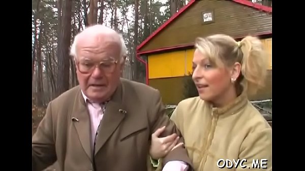 Attractive minx Violetta in hardcore on cam 