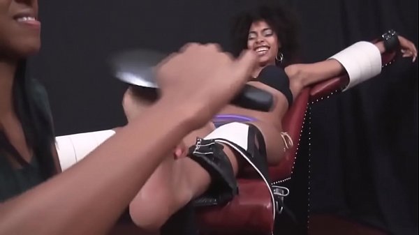 ebony sexy tickle t.