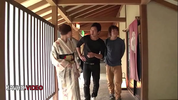 Sultry Japanese Star Aoi Mizuno's Wild Garden Encounter  