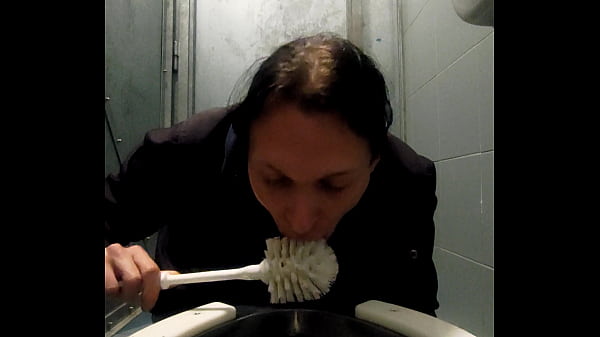 Dirty Toilet brush Ernest Pirouet