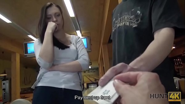 HUNT4K. Stranger promises a lot of cash for passionate sex in bar