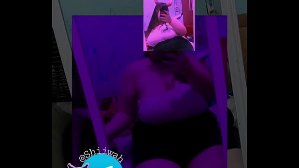 Cornudita que quiere pija lechosa y venosa