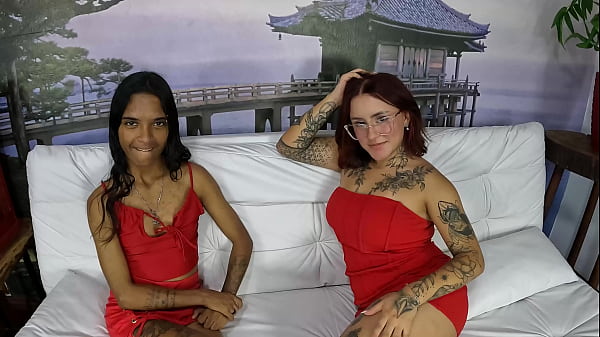 Duas gostosas em Pov com anal e chupada na buceta - Jane Moscovis e Jasmine Santanna