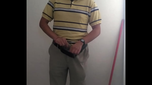 Voy a desn&uacute;dame