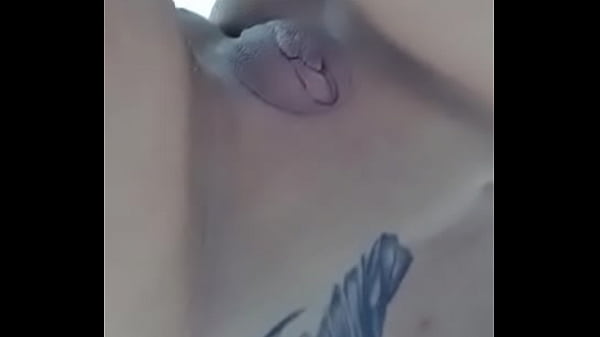 Coucou petite vid&eacute;o coquine en cadeau pour tout le monde. 