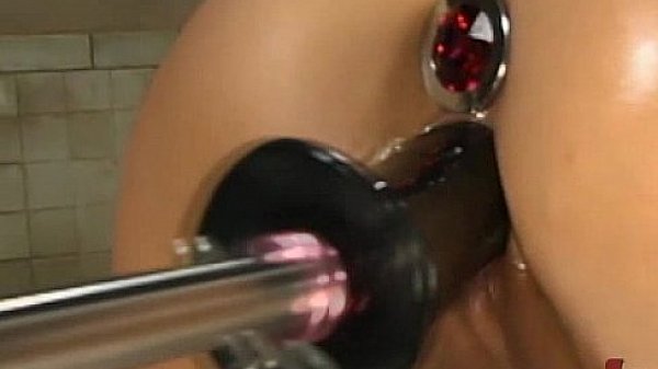 Perky Slut Plays with a Fucking Machine