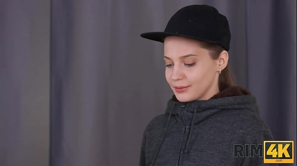 RIM4K. Guy ordered a phone but got his ass eaten by the sexy charmer