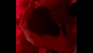 EL SABE QUE AMI ME LA TIENE QUE DAR RICO ESTE MORENO