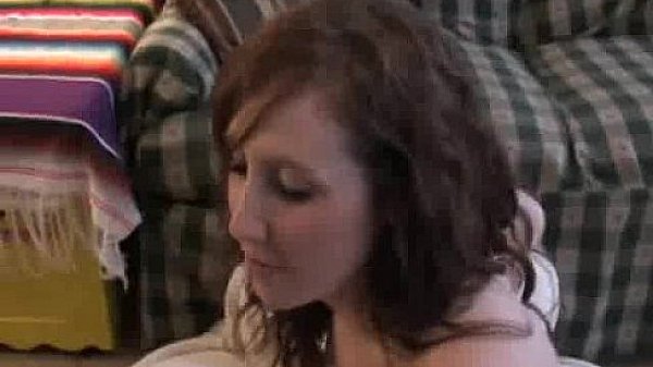 18 YO Webcam Model September Fingers Herself - DarlingCams.com