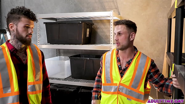 Two lusty warehouse workers, Hatler Gurius and Blain O'Connor, set their sights on a newbie, Jonathan Taylor and decide to DOUBLE ANAL fuck him!