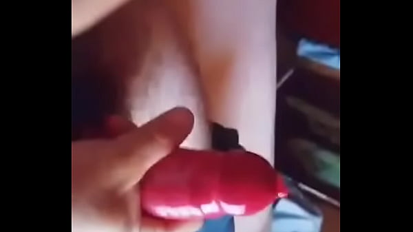 Pau com camisinha de morango  