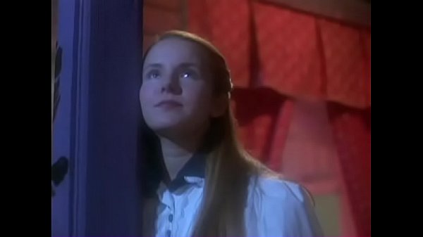 Petticoat Planet (1996)