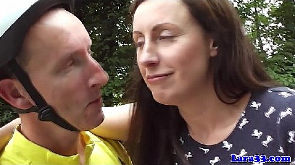 Euro english milf in stockings anal fuck