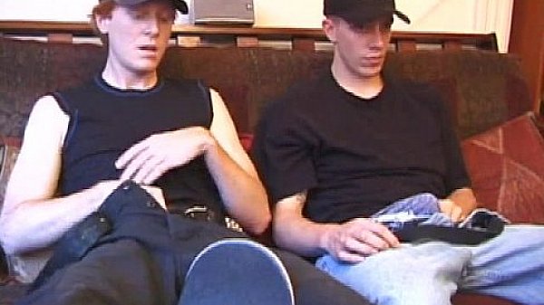 Straight amateur punk skaters masturbate
