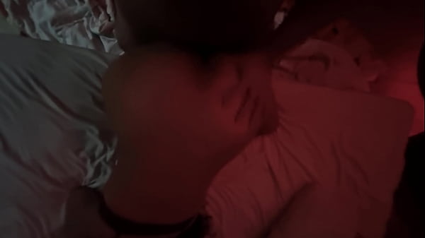 Empleada putita gozando del jefe