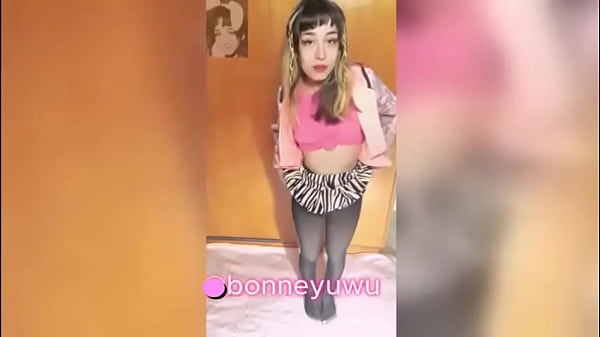 Bonneyuwu - 5:09 baile sexy regueton