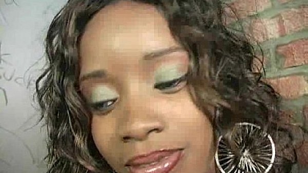 Gloryhole Ebony Girl Booty Shake and Suck 8