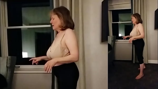 Nude granny has tits and ass  