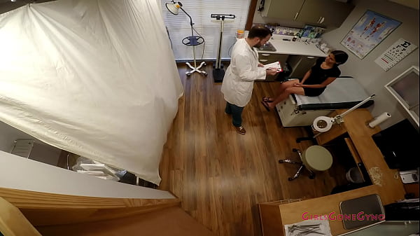 Yesenia Sparkles gets a medical examination by Doctor Tampa, patient takes her top of so doctor can examines her little boobies at GirlsGoneGyno Clinic - Yesenia Sparkles Tampa University Physical art 1 of 7 -Medfet Medical Fetish