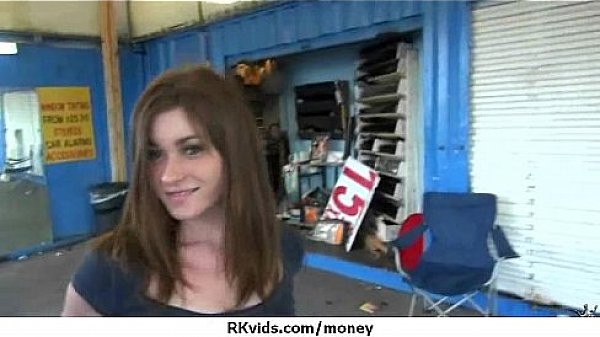 Amateur has sex for some quick cash 20