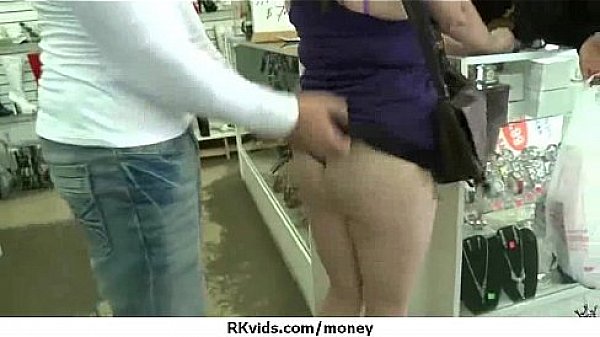 Amateur has sex for some quick cash 29