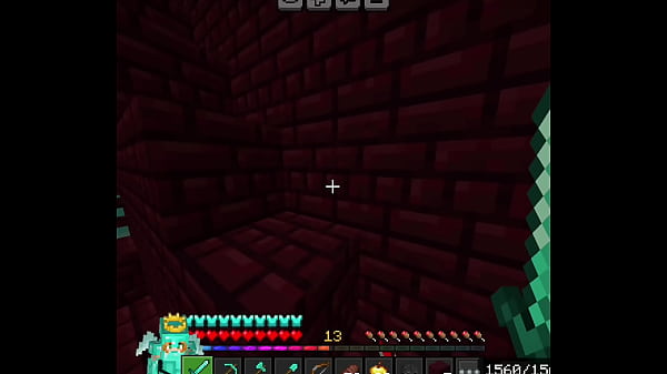 Jugando Minecraft bien intenso