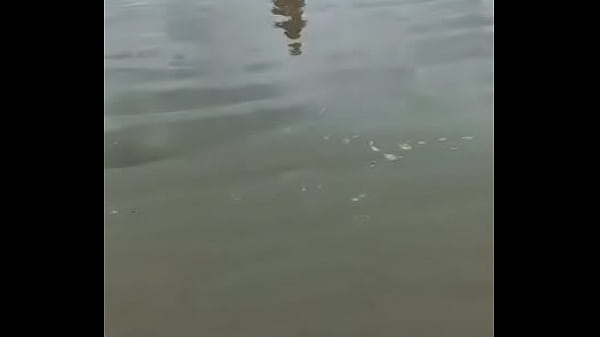 Me exibindo na praia com bikine bem pequeno