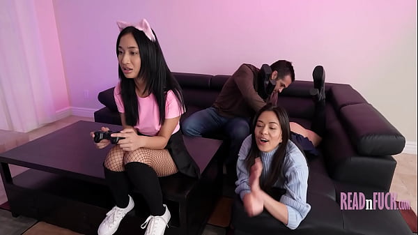 Gamer Girls Scarlett & Avery Freely Fucked By Old Step Dad While They Game