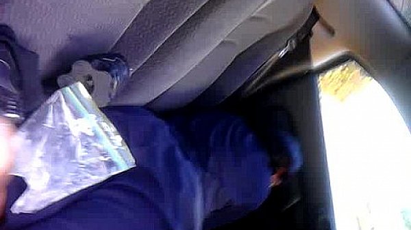 Footjob/Solejob in Car (CUMSHOT)