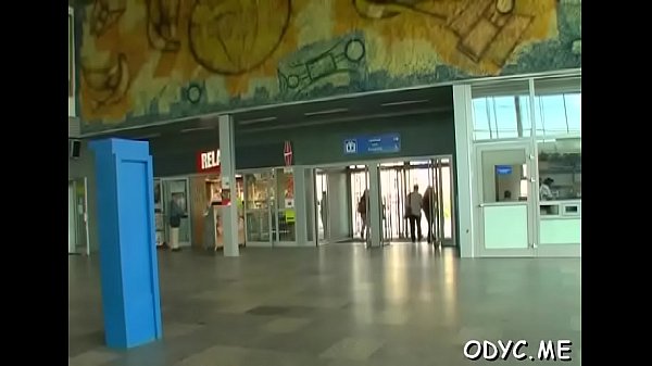 Attractive teen maiden Vera demonstrates fucking skills  