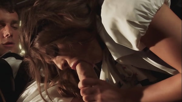 Madelyb Marie fucked in airplane