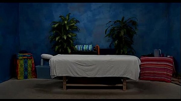 Masseuse enjoys rod insertion  