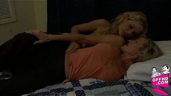 Lesbian encouters 1346