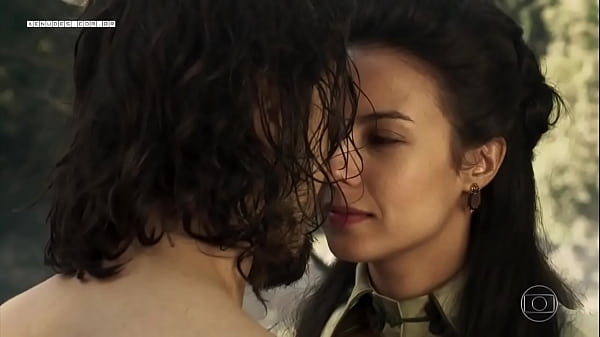 atriz global nua em filme  