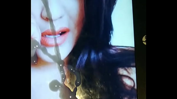 Had to cum on her face