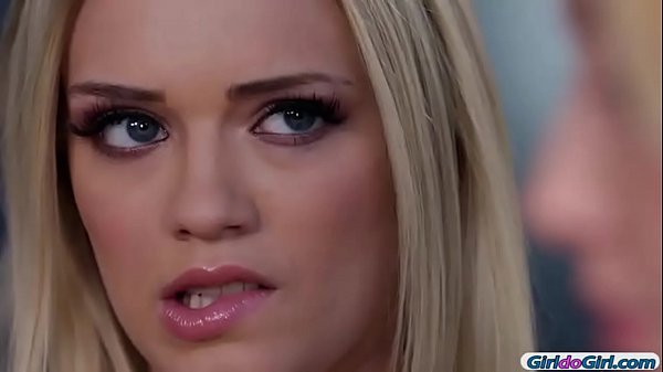 Mob boss Cherie Deville licking n facesitting with 2 blondes