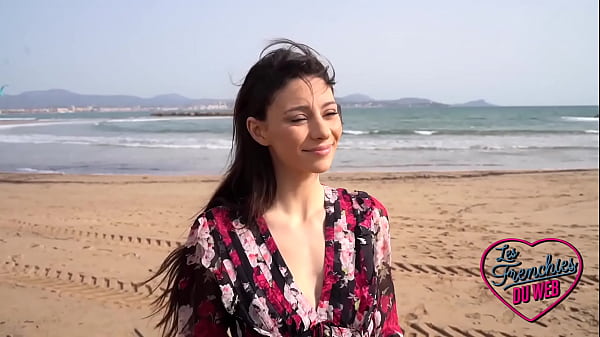 Cette coquine adore se faire d&eacute;vorer la chatte