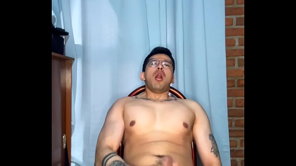 Activo dominante se hace paja  