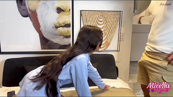 DEIXEI MINHA AMIGA NO ROL&Ecirc; SOZINHA PRA IR DAR PRA UM MACHO QUE ACABEI DE CONHECER NA BALADA , ELE ME FUDEU NO PELO E DISSE QUE ERA.CASADO