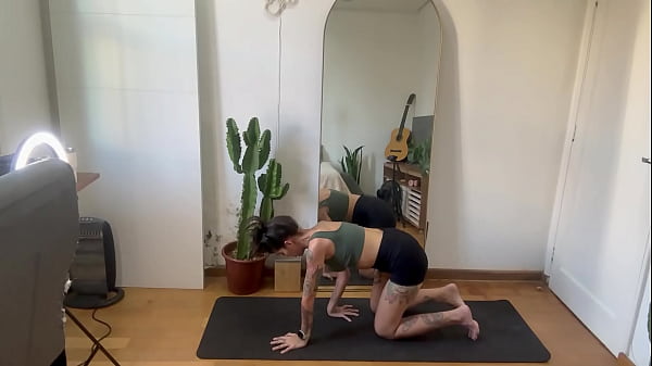 Tattoo Beauty Power Yoga Sculpt Lean Muscle  