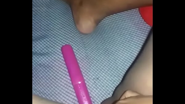 Casada manda video04 batendo siririca