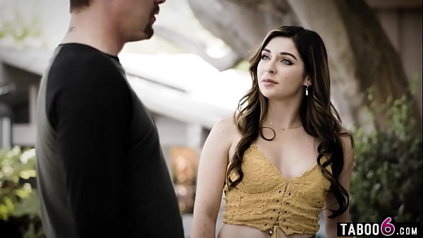 Not successful acctress Keira Croft was so intrigued by her roommates writing it made her wet  