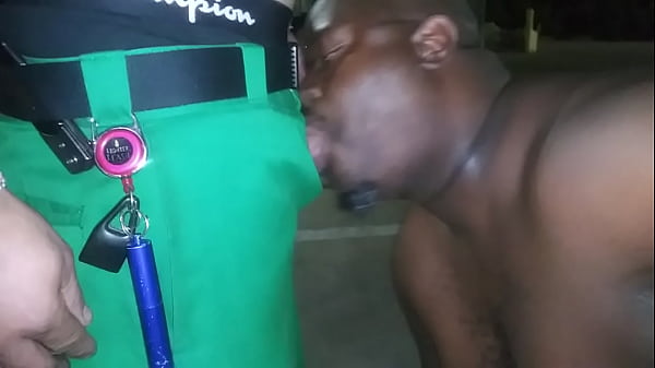 SUCKIN PUSSY OFF A MEXICAN DICK