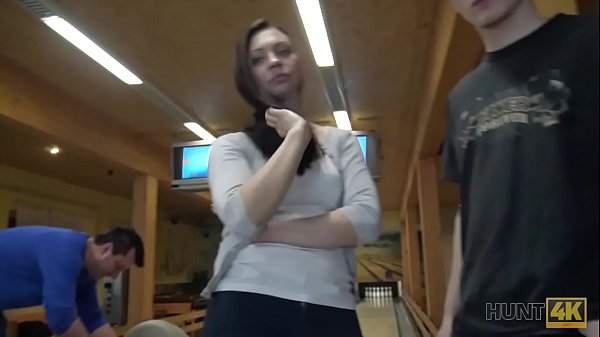 HUNT4K. Sex in a bowling place - I've got strike!