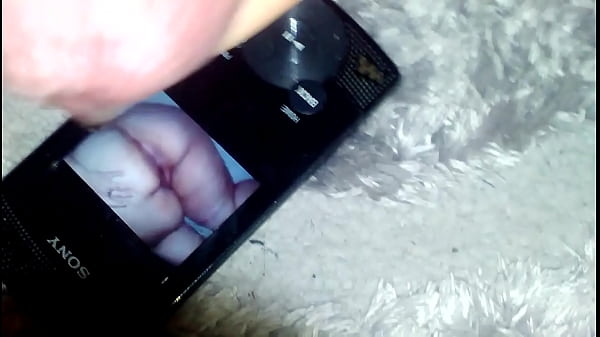 Getting Plump Pussy Love's attention by cumming on pics