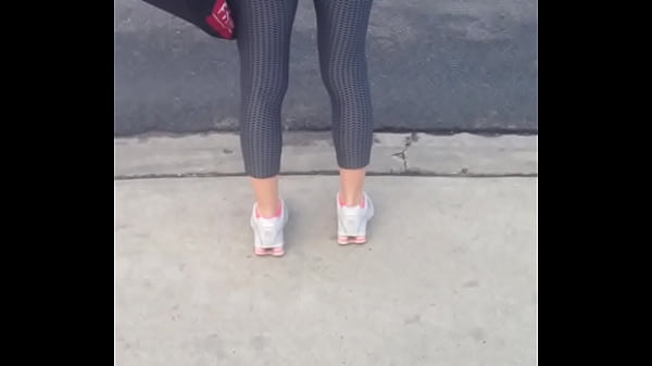 Candid fit booty tight leggings