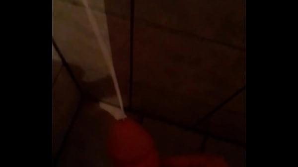 Gozando muito na punheta  