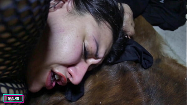 AIIII FODE MEU C&Uacute; COM FOR&Ccedil;A