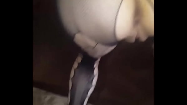 LianLouder follando delante de su cornudo.  